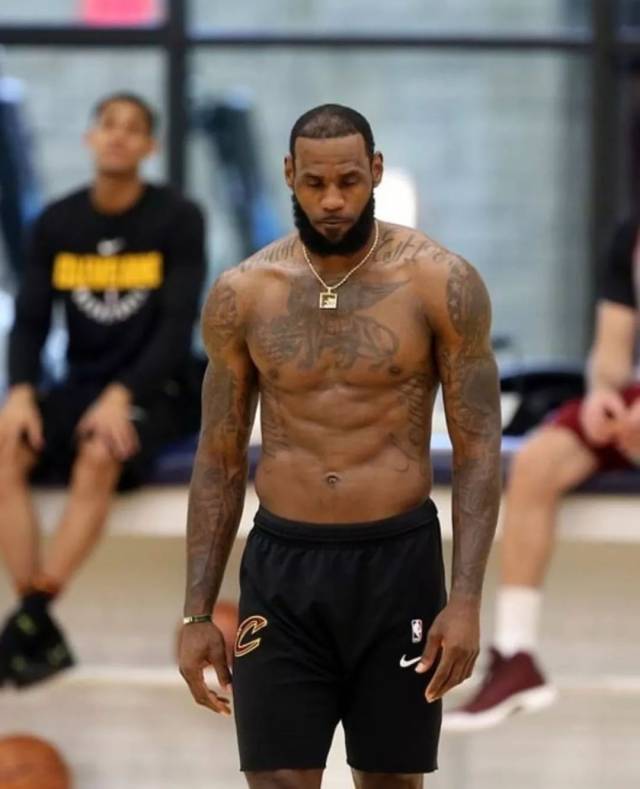 线更贴合现 线更贴合现